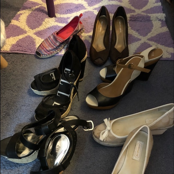 Shoes - Picture 2 of 8